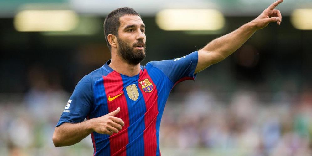 Barca dan Klub China Bahas Transfer Arda Turan? thumbnail