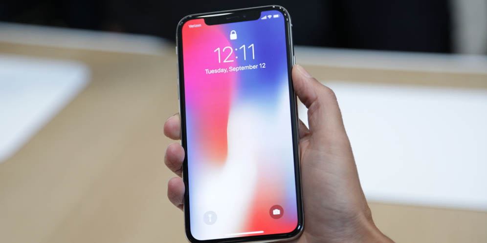 22 Desember, iPhone X dan iPhone 8 Resmi Dijual di Indonesia! thumbnail