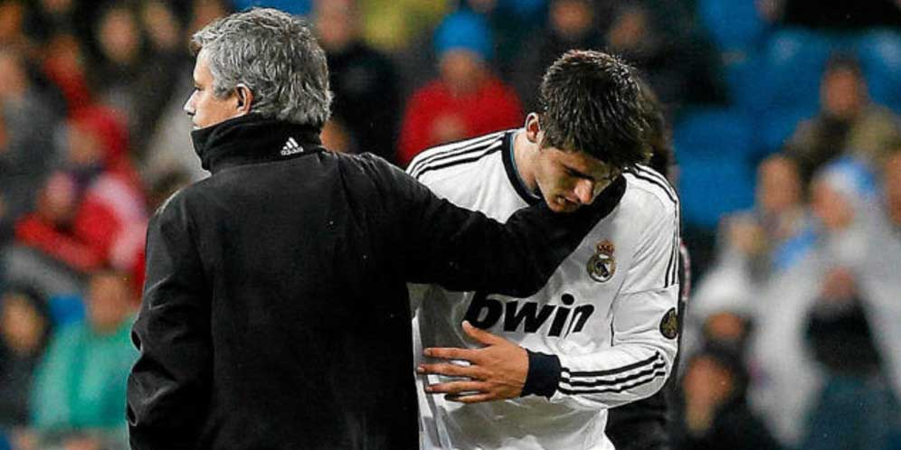 Udah Tahu Cerita Mou Susah Beli Morata Lalu Beralih Ke Lukaku? thumbnail
