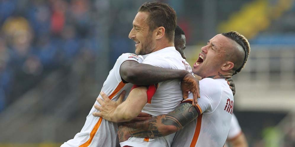 Grazie Totti, Kamu Memang Dewanya Roma thumbnail