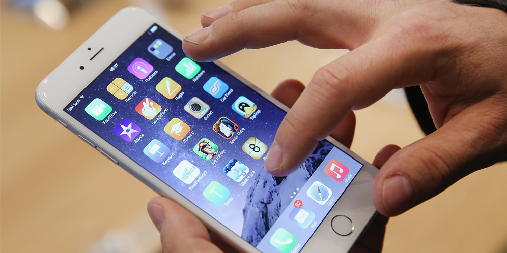 Waspada! Ini Tanda-tanda Kalo Smartphone Lo Lagi Di-hack thumbnail