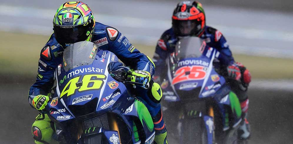 Yamaha Terpuruk, Rossi dan Vinales Dibela thumbnail