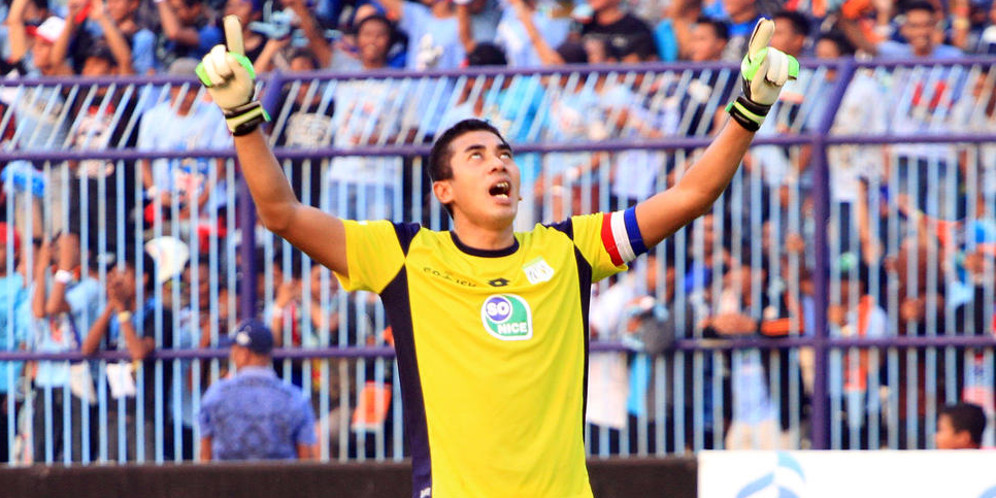 Benturan Maut yang Bikin Kiper Persela Meninggal