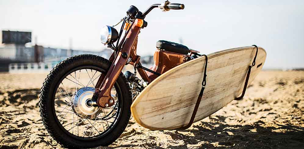 Berselancar Dengan Honda Super Cub Tiruan thumbnail