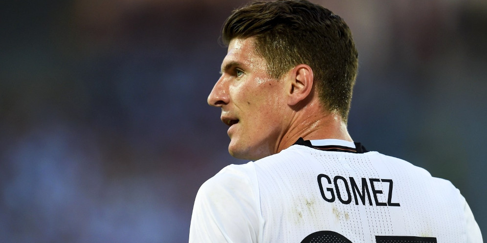 Susul Ozil, Mario Gomez Mundur Dari Timnas Jerman thumbnail