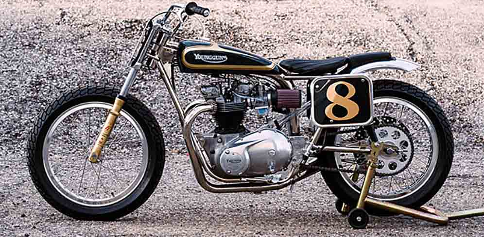 Perpaduan Sporty Dan Klasik Dalam Sebuah Triumph thumbnail