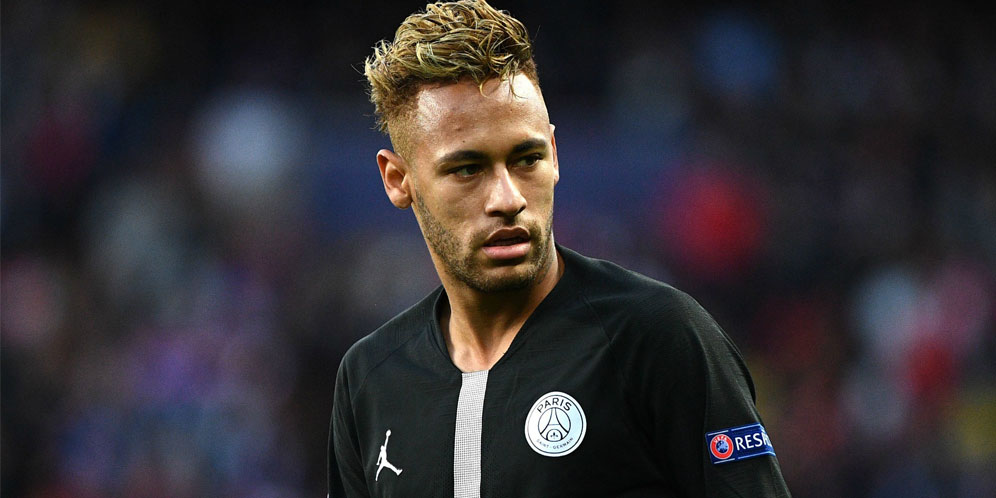 Milih Main Call of Duty, Neymar Enggak Dateng ke Gelaran Ballon d’Or! thumbnail
