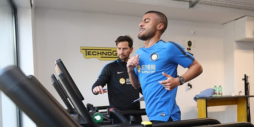 Tinggalkan Barca, Rafinha Siap Berikan Segalanya Untuk Inter