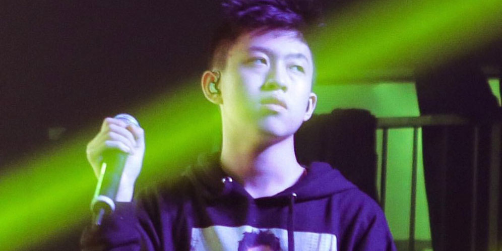 Bye Rich Chigga! Welcome Brian! thumbnail