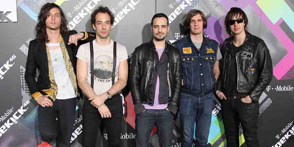 Kafe Ini Bikin Fans The Strokes Murka thumbnail