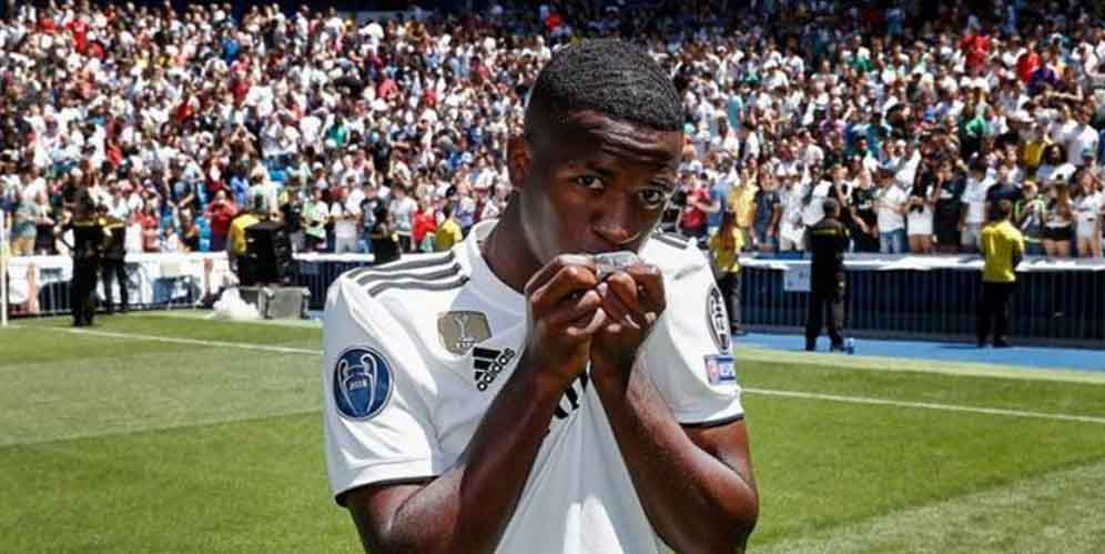Baru Diperkenalkan, Vinicius Siap Jadi Neymar Barunya Madrid thumbnail