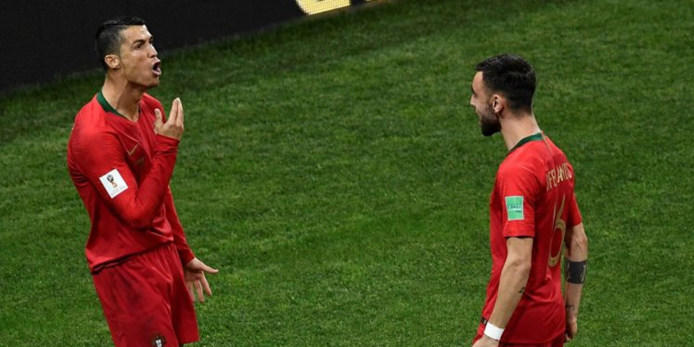 Selebrasi Aneh Ronaldo Untuk Serang Messi? thumbnail