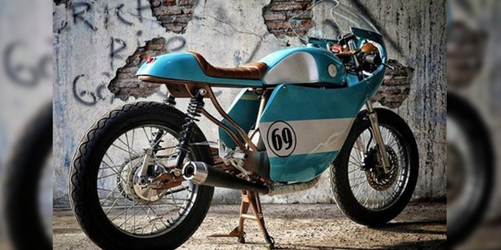 CB125 Lawas Milik Gibran Putra Jokowi Jadi Cafe Racer Retro thumbnail