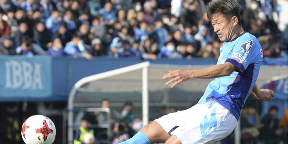 Kenali Nih Kazuyoshi Miura, Pemain Sepak Bola Tertua di Dunia! thumbnail