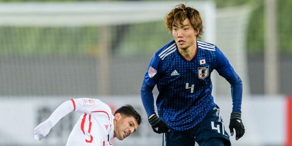 Ko Itakura, Bek Jepang Anyar City yang Langsung Dilempar ke Klub Belanda thumbnail