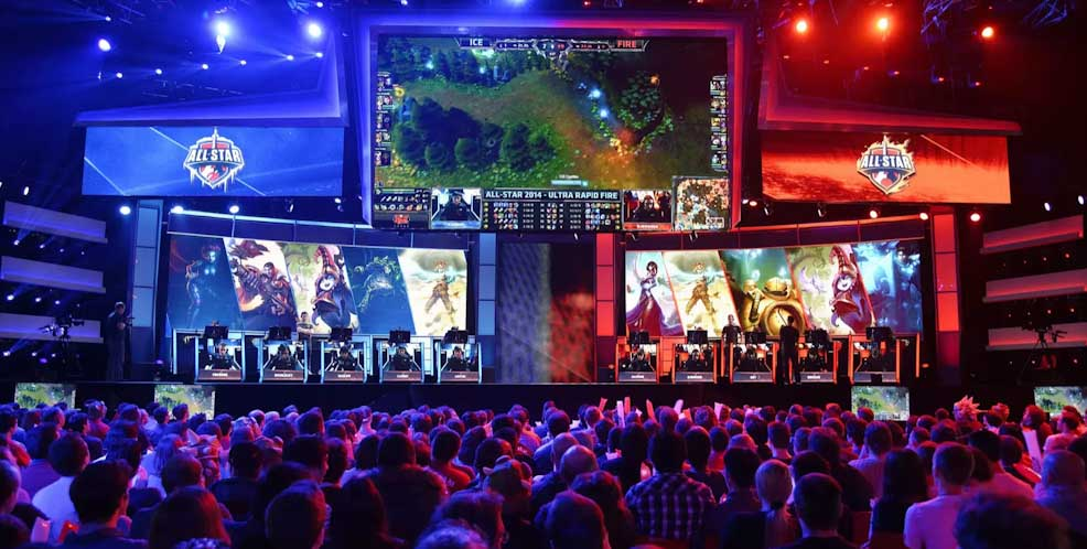 Mengenal Sejarah Esport di Dunia thumbnail