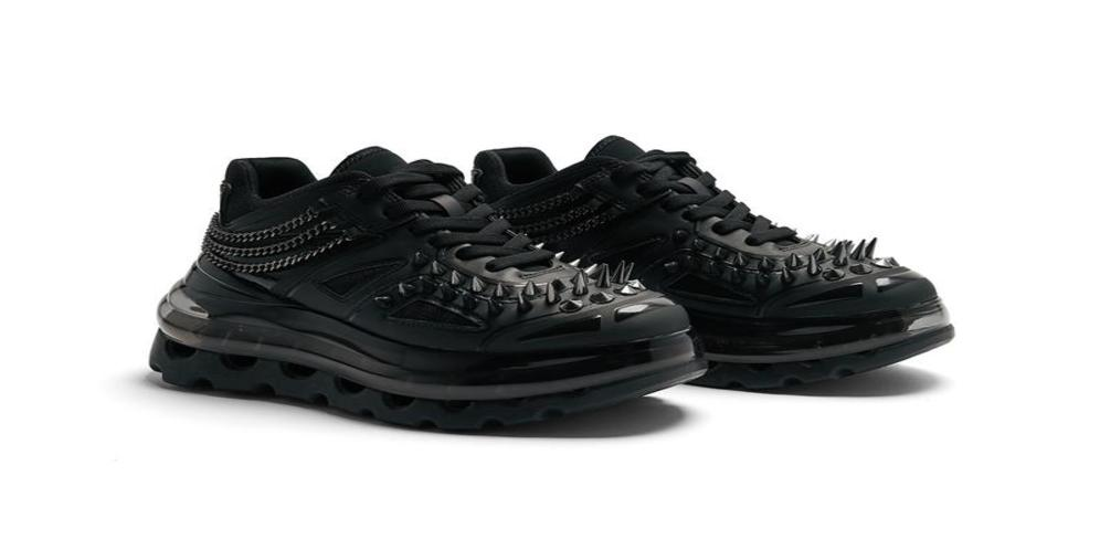 Sneaker Keren Ini Dihiasi Rantai dan Paku? thumbnail
