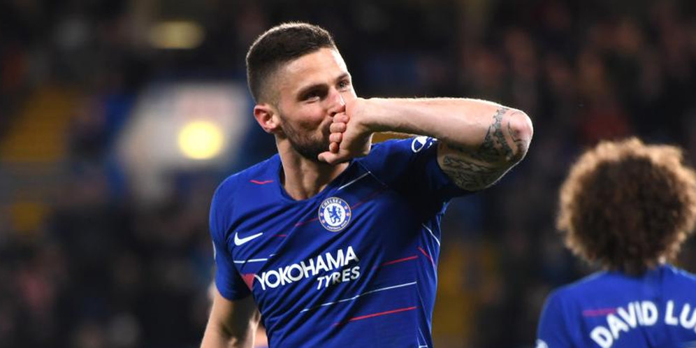 Kontrak Tipis Bikin Giroud Masih 'Biru' Sampai 2020 thumbnail