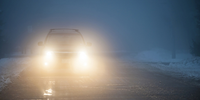 4 Salah Kaprah Penggunaan Lampu Hazard