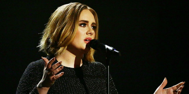 Adele Marah Lagunya Dipakai Kampanye