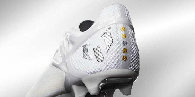 Adidas Bikin Sepatu Messi Edisi 5 Ballon d'Or