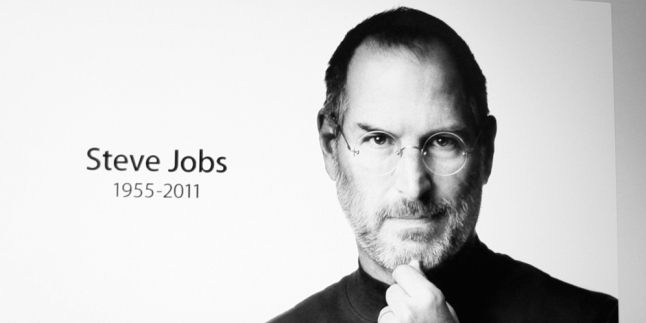 Aksi Gokil Steve Jobs Bikin Apple Jadi Penguasa Dunia