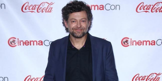 Andy Serkis Bantah Semua Rumor Tentang Perannya di STAR WARS thumbnail