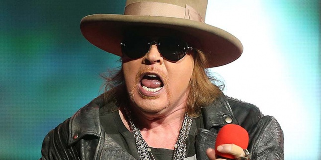 Apakah Kicauan Axl Rose Ini Kode GNR Reuni?