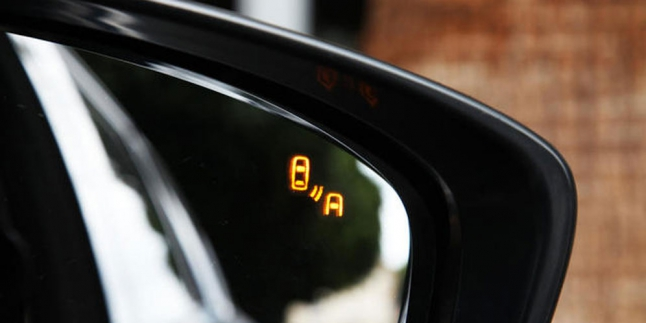 Atasi Blind Spot Dengan Sensor