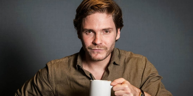 Baron Zemo Tanpa Topeng di 'Captain America: Civil War'