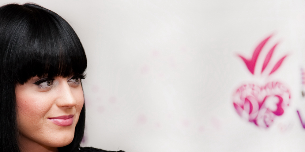 Bayi Ini Tenang Setelah Mendengar Dark Horse Milik Katy Perry