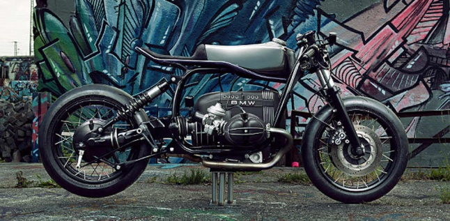 BMW R100R Telanjang Tapi Bercahaya