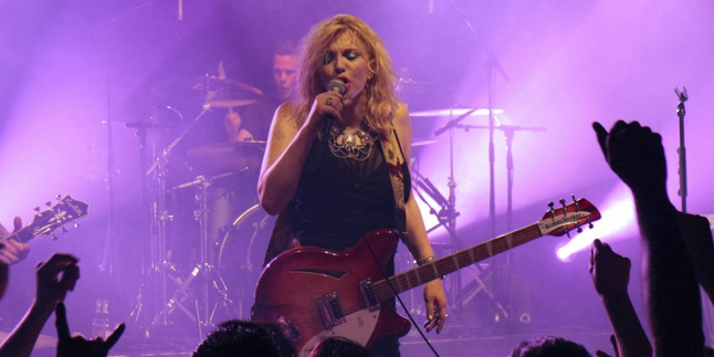 Bosan Dengan Rock and Roll, Courtney Love Ganti Genre thumbnail