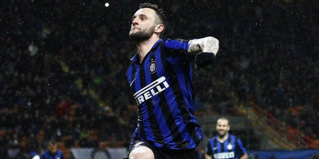 Brozovic Selangkah Lagi Mendarat Ke Emirates Stadium?