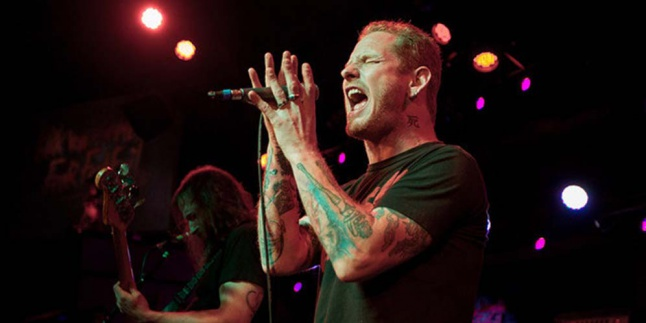 Corey Taylor Jadi Vokalis Baru Stone Temple Pilots?