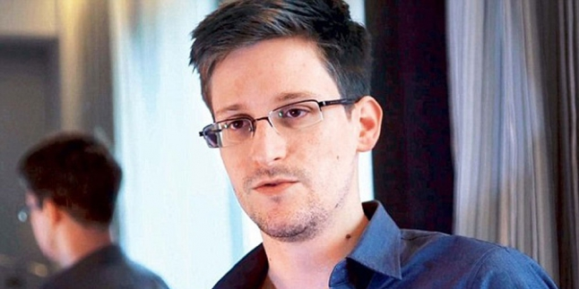 Dalam Sehari Edward Snowden Punya Sejuta Follower