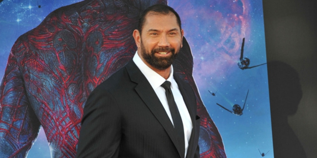 Dave Bautista Bakal Jadi Musuh James Bond