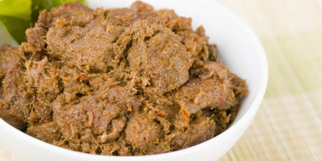 Di Pekalongan Ada Warung Makan Gratis Sekenyangnya!