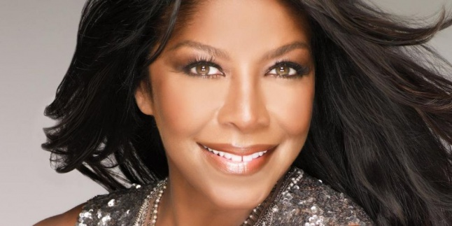 Diva Jazz Natalie Cole Meninggal Dunia