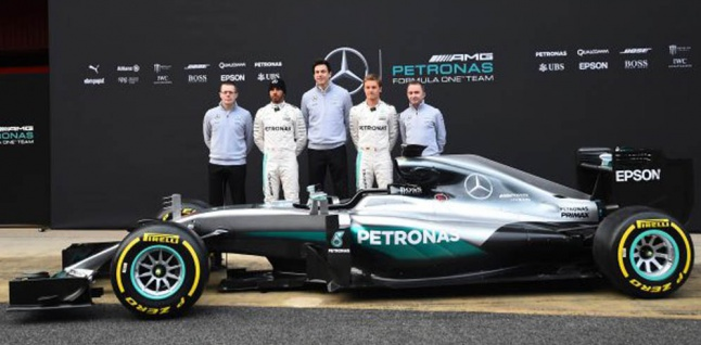Duo Mercedes Masih Menjadi Yang Tercepat
