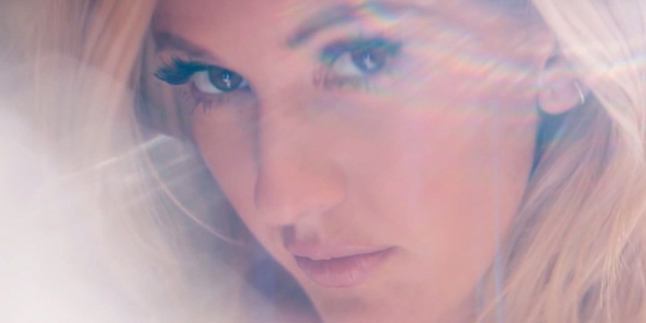 Ellie Goulding - Love Me Like You Do