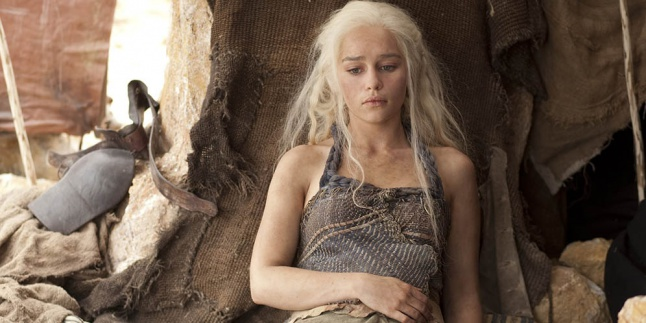 Emilia Clarke: Dari GoT, Terminator, Hingga Star Wars