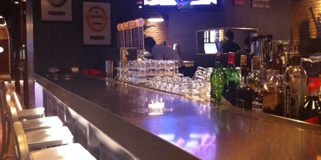 Enjoy The Great Origins Beer at Brewerkz