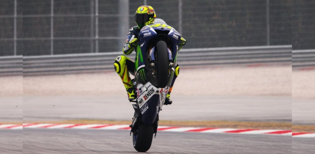 Fans Minta Rossi Tak Dihalangi Pembalap Papan Bawah