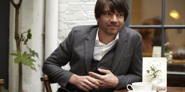 Gitaris Blur Ternyata Udah 10 Tahun Nggak Keramas