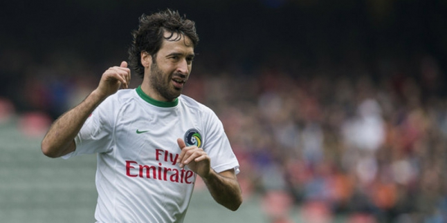 Gracias Raul Gonzalez! Sang Legenda Gantung Sepatu