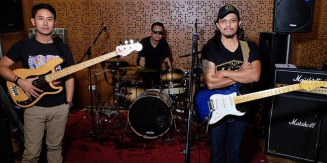 Gugun Blues Shelter Sudah Punya Bassis Baru!