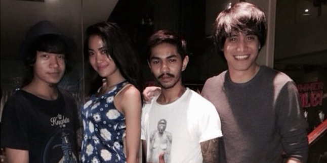 Hengkang Dari Killms, Onad Dan Widy Balikan
