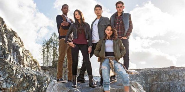 Ini Gambar Formasi Lengkap Power Rangers