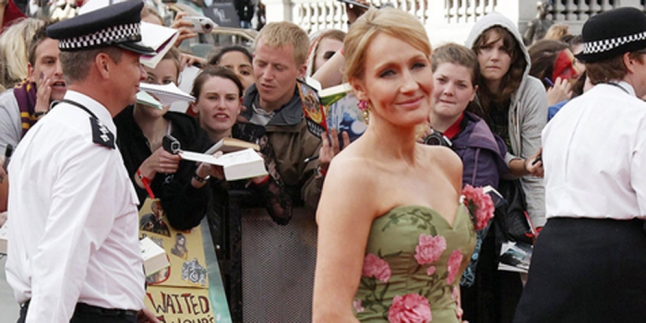 J. K. Rowling Balas Kicauan Marah-Marah Fans Harry Potter